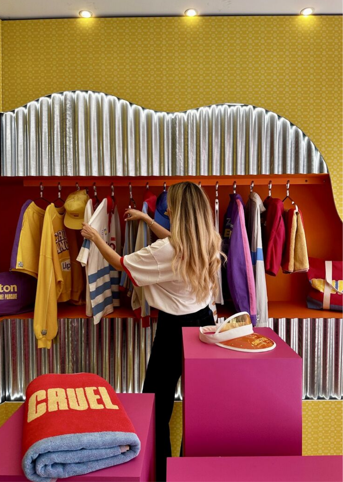 pop-up store de la collaboration entre cruel pancake et lipton ice tea photo du pop-up store de la collaboration cruel pancake x lipton